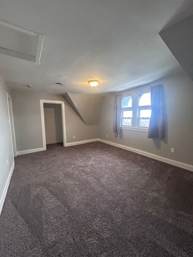 Building Photo - map2344