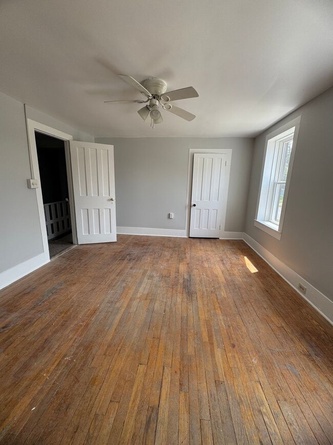 Building Photo - Village of W Carthage 4 Bedroom / 1.5 Bath...