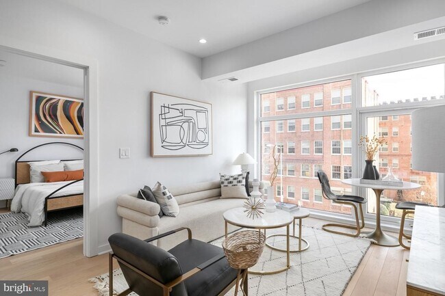 Building Photo - Elegant, Light-Filled 2BR/2BA with High Ceilings & Walk-In Closets