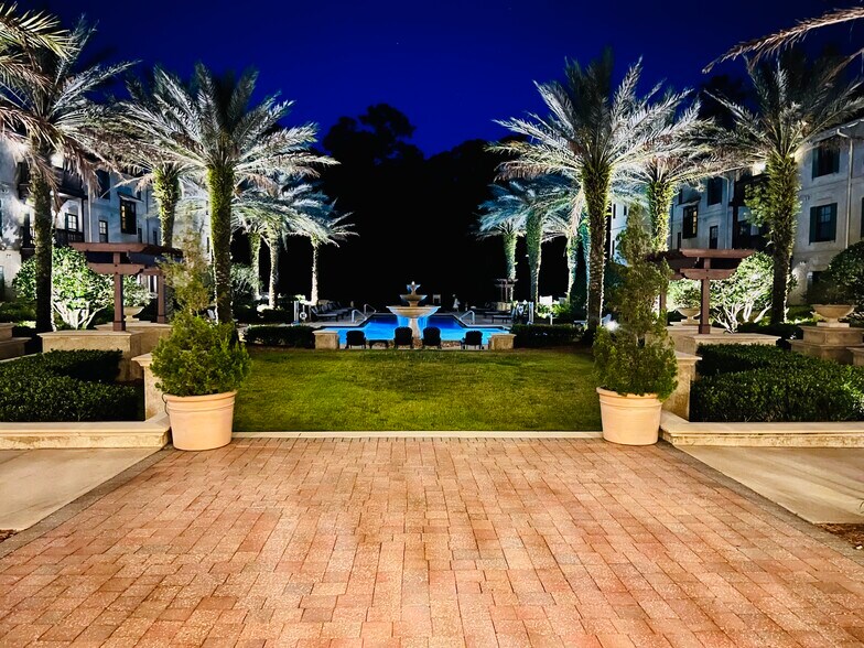Building Photo - 955 Registry Blvd