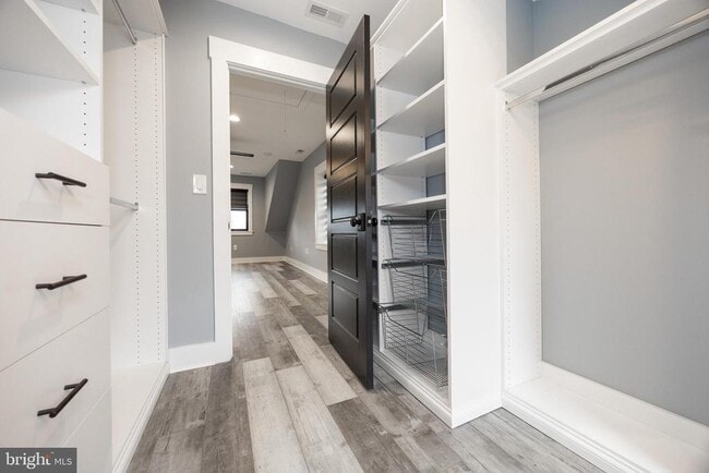 Building Photo - 313 Chestnut St