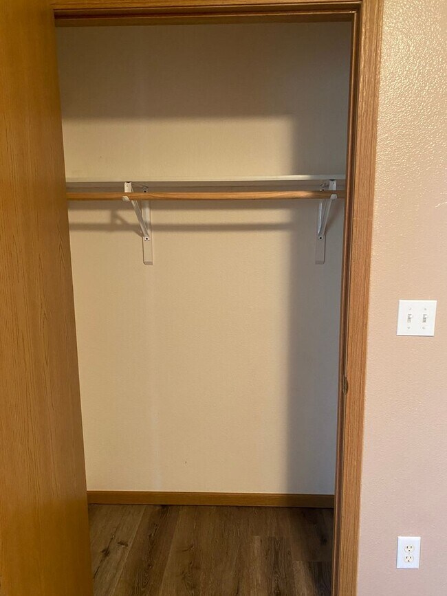 Building Photo - 16758 Huntington Ln