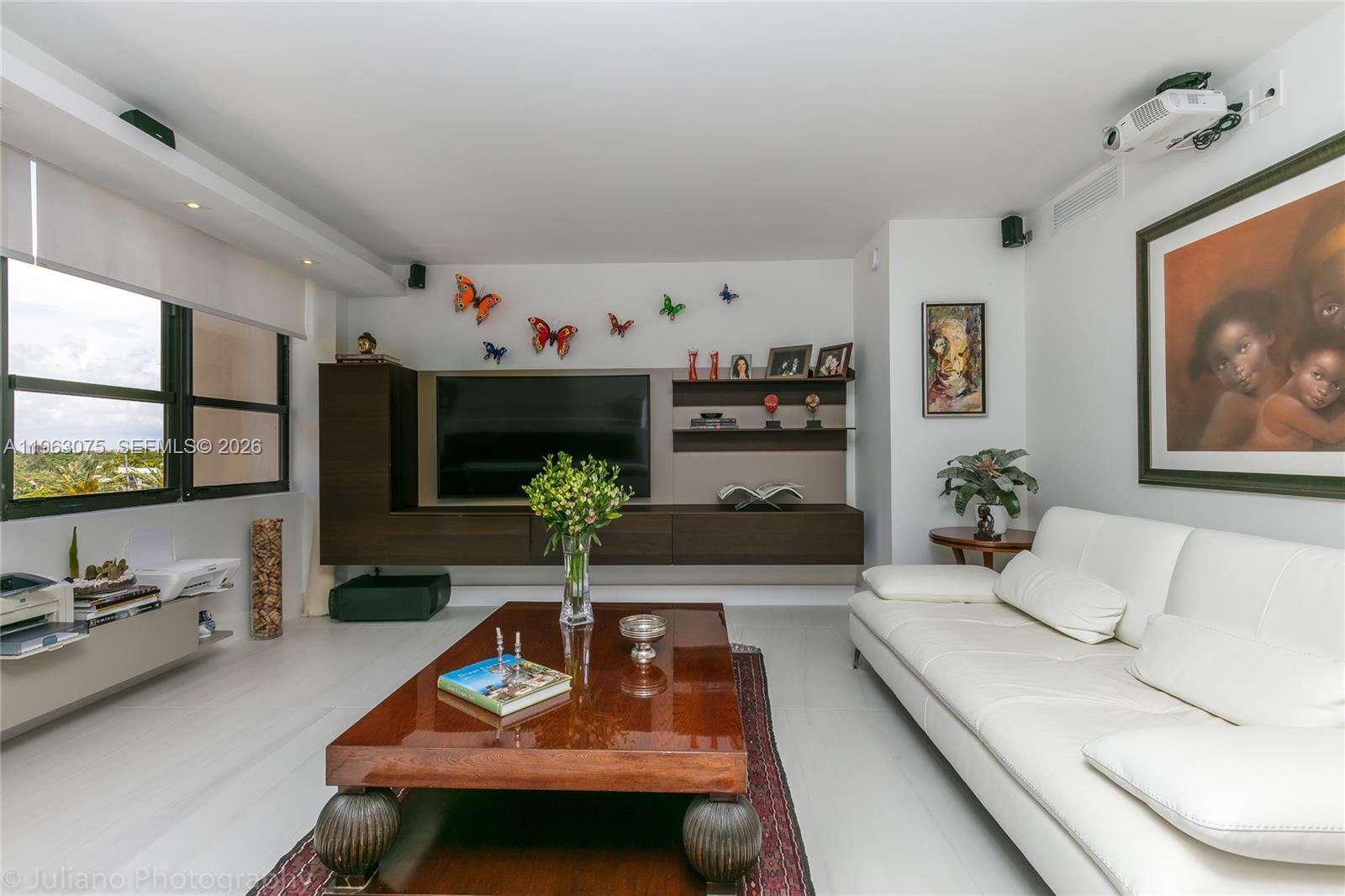 Building Photo - 3 Grove Isle Dr