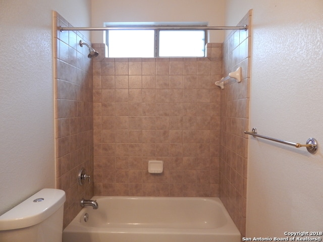 Building Photo - 1302 Nicholas Manor