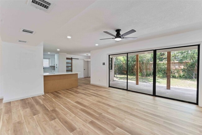 Building Photo - 5722 W Bellfort Ave