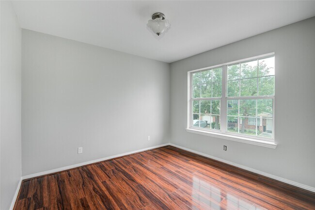 Building Photo - 12409 Urban Dale Ct
