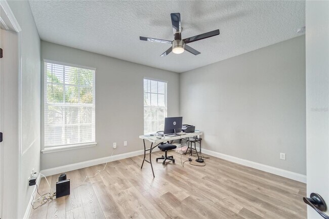 Building Photo - 5225 Brighton Shore Dr