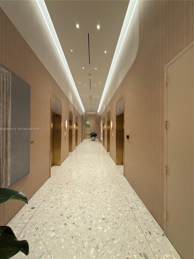 Building Photo - 77 SE 5th St