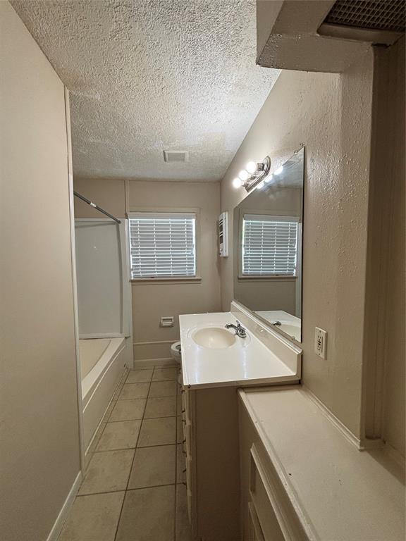 Building Photo - 3208 Suiter Way