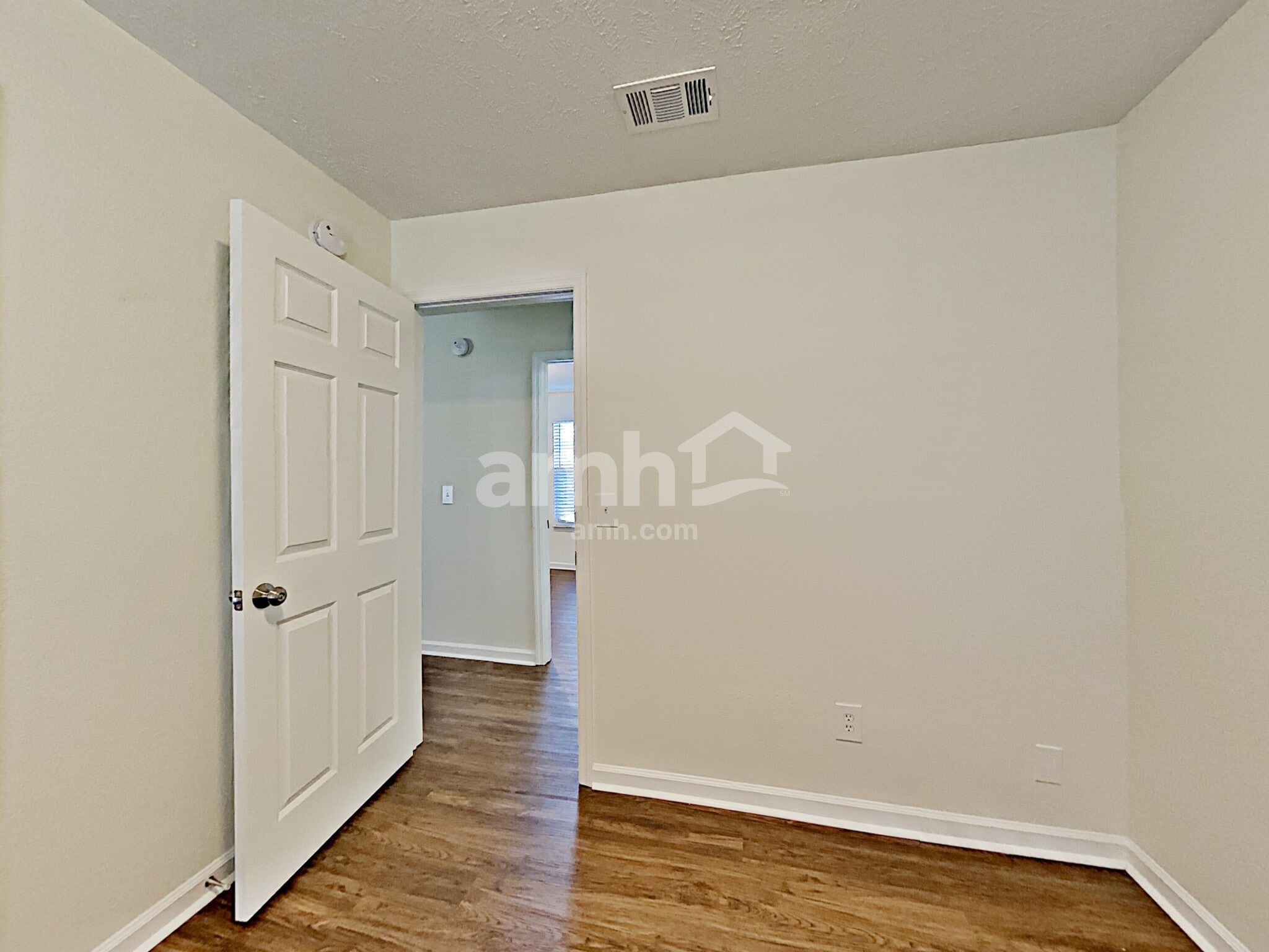 Building Photo - 1624 Jo Ann Dr