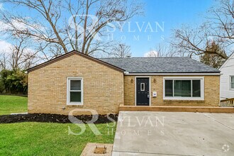 Building Photo - Adorable 3 BR, 2 BA Rancher!