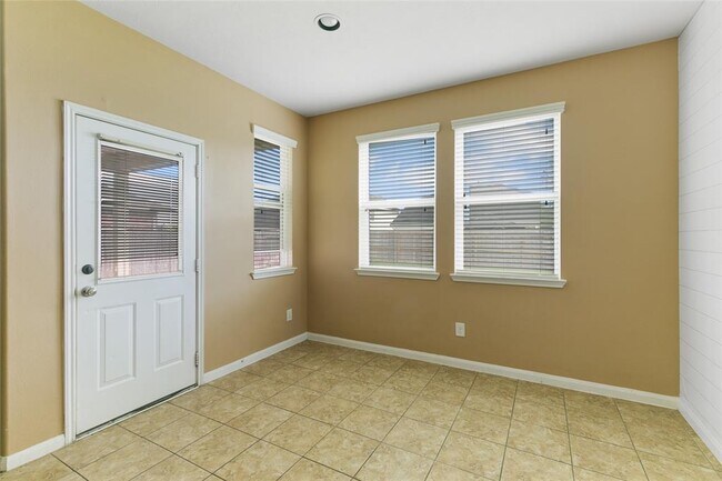 Building Photo - 20323 Mathis Landing Dr