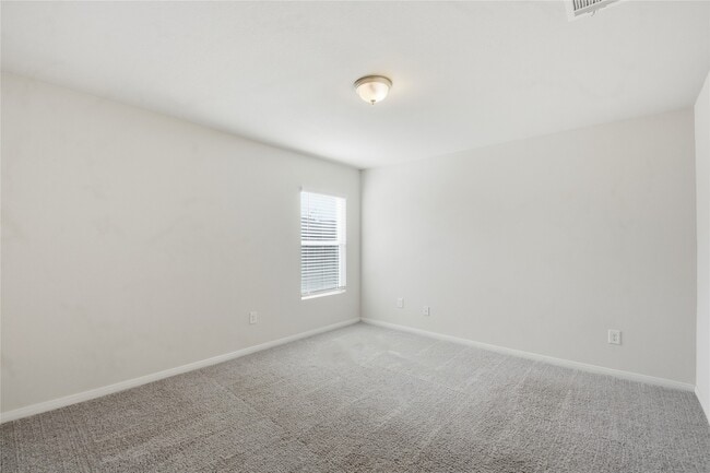 Building Photo - 15626 Del Norte Dr