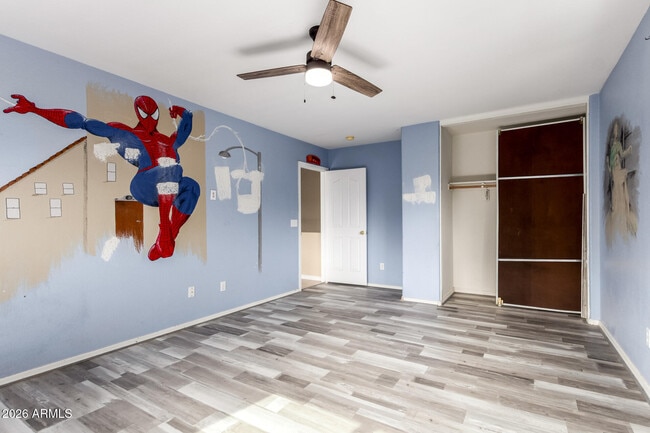 Building Photo - 2425 E Westchester Dr