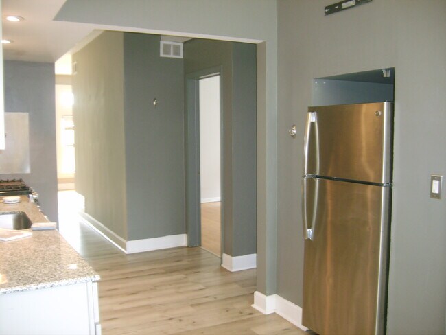 Building Photo - 110 Bidwell Pkwy