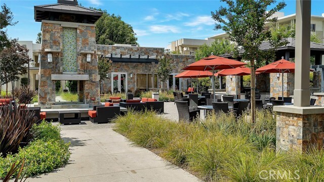 Building Photo - 13021 Central Ave