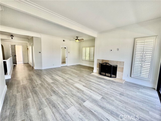 Building Photo - 22342 Estallens