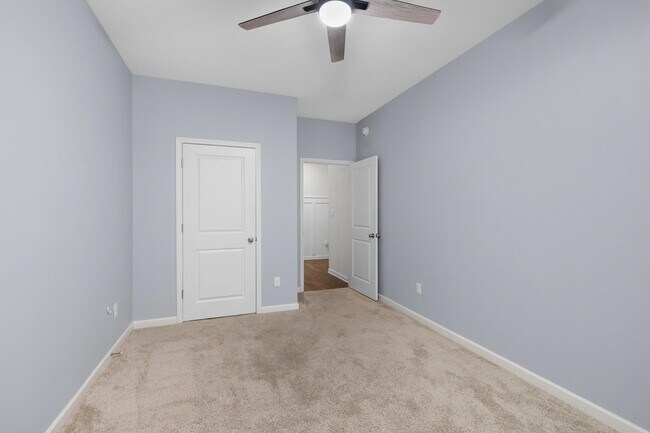 Building Photo - 44 N Payson Cv