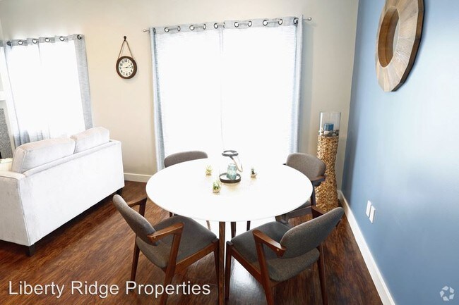 Building Photo - 107 Valor Dr