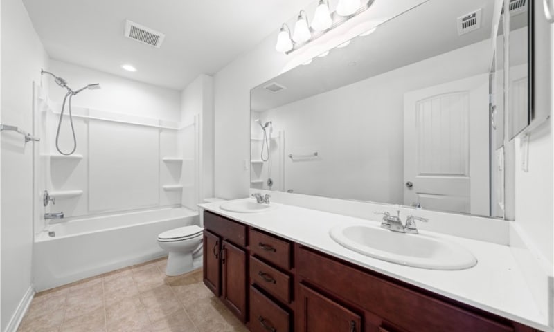 Building Photo - 4790 Preston St