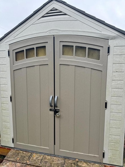 Building Photo - 1218 Pender St