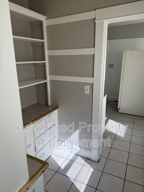 Building Photo - 2548 N 51st St