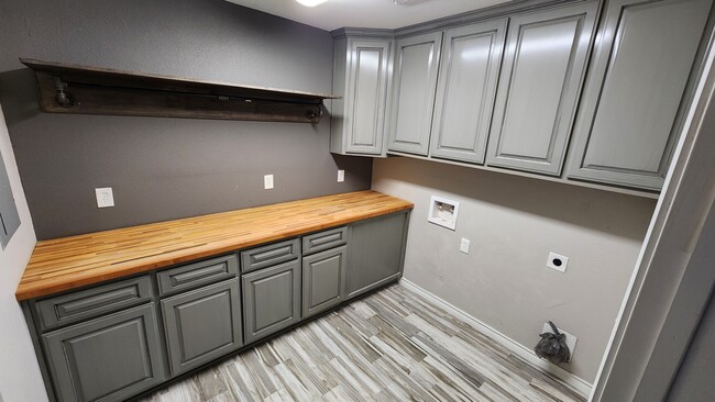 Building Photo - 8064 US-82