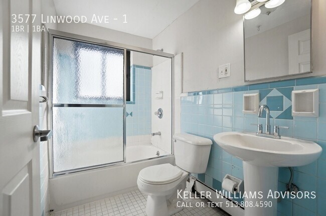 Building Photo - 3577 Linwood Ave