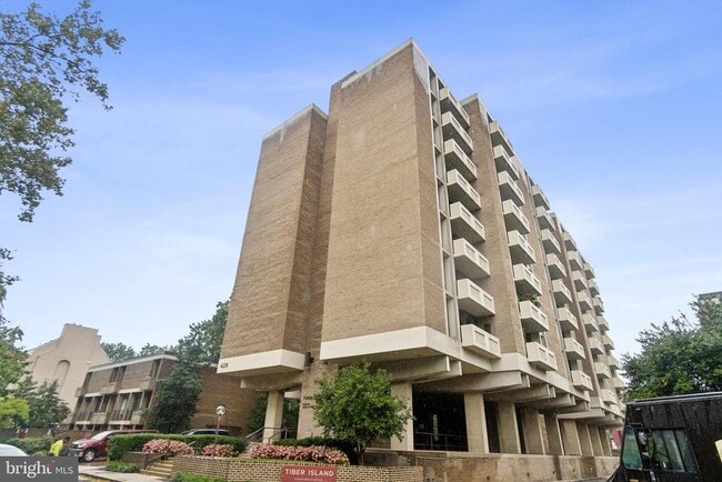 Building Photo - 429 N St SW