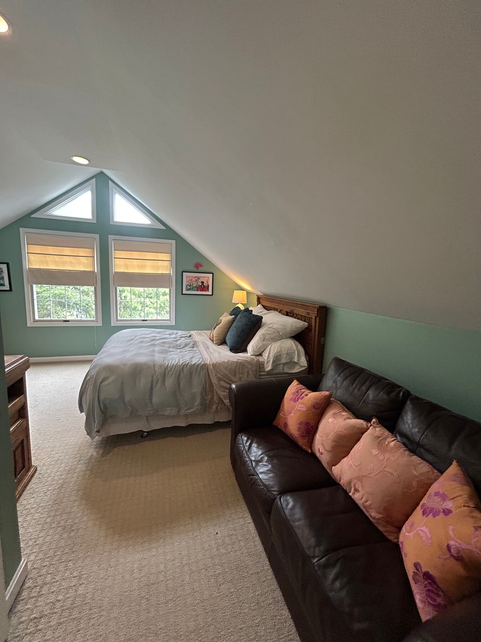 Second upstairs bedroom - 1111 Van Buren St