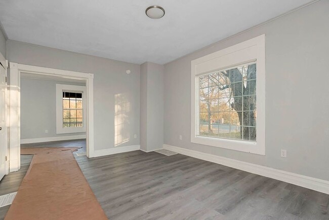 Building Photo - Special Offer: February Rent Free with App...