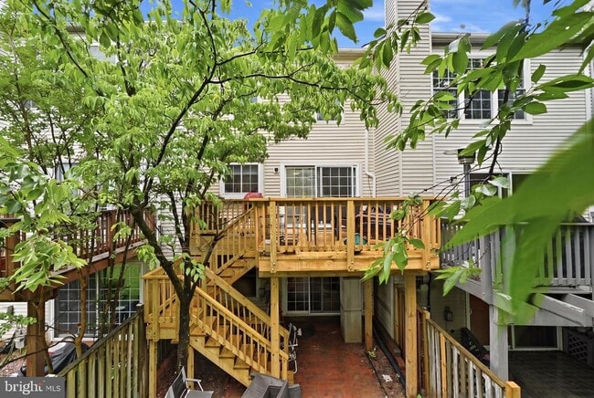 Building Photo - 12109 Wedgeway Ct