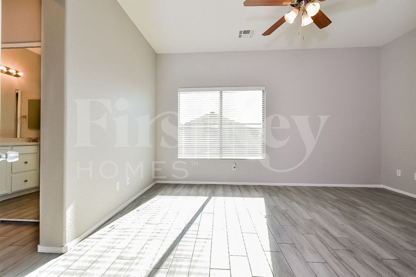 Building Photo - 7848 Marbledoe St