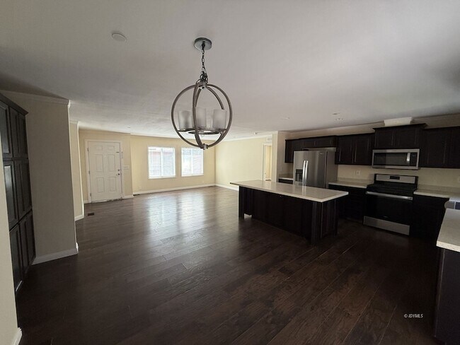 Building Photo - 54325 Pine Crest Ave