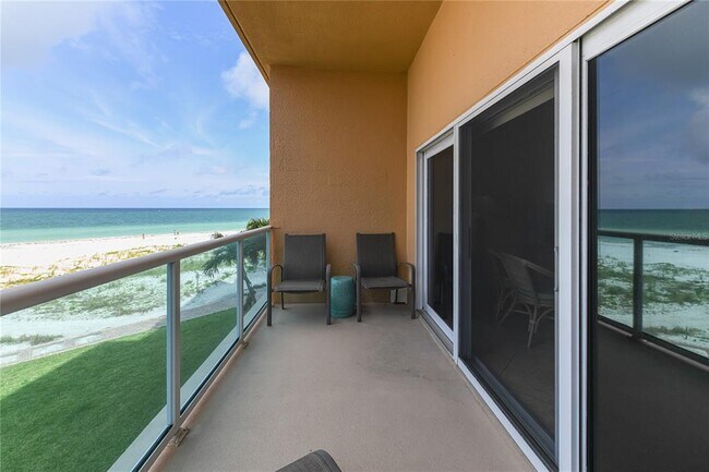 Building Photo - 880 Mandalay Ave