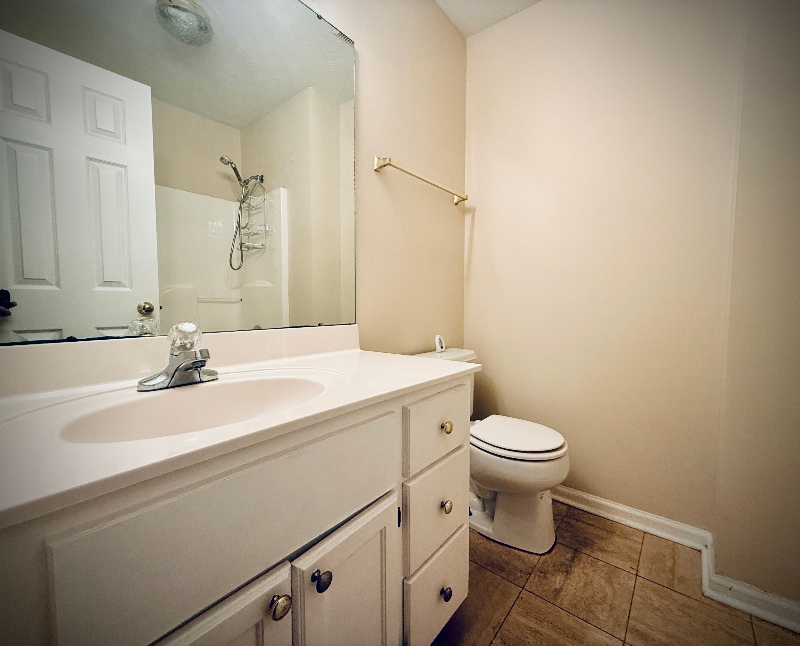 Building Photo - 8928 Asheville Dr