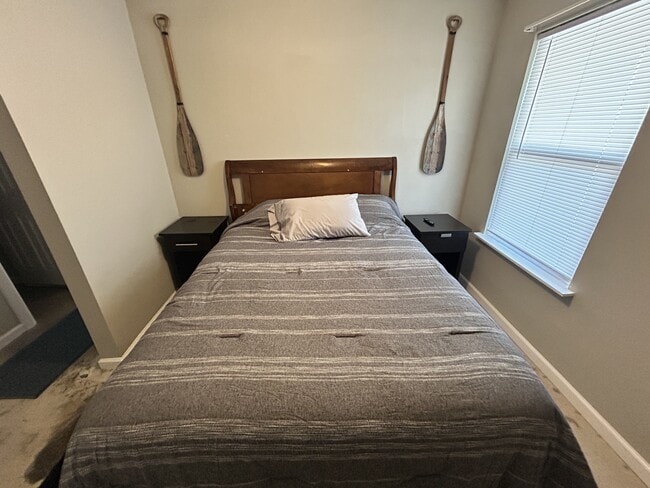 Building Photo - 110 W Main St