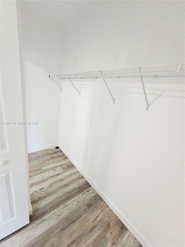 Building Photo - 127 NE 184th Terrace