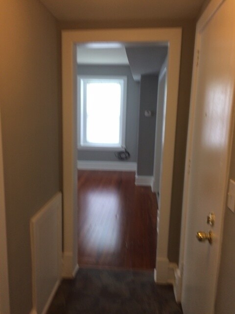 Building Photo - 1000 W 28th St