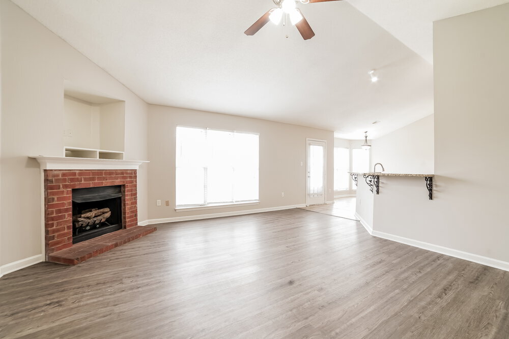 Building Photo - 1656 Mary Payton Dr