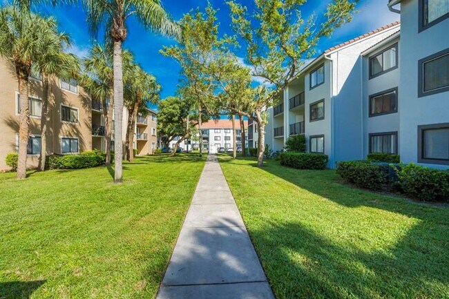 Building Photo - 9222 W Atlantic Blvd