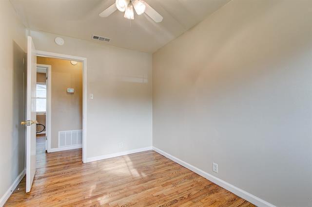 Building Photo - 1300 Bennett Dr