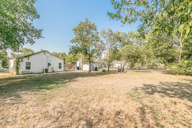 Building Photo - 9212 Oels St