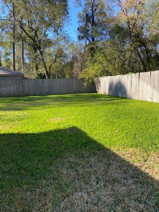 Building Photo - 3815 Oak Gardens Dr