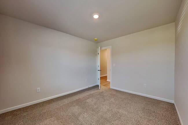 Building Photo - 11724 SW 29th Ter