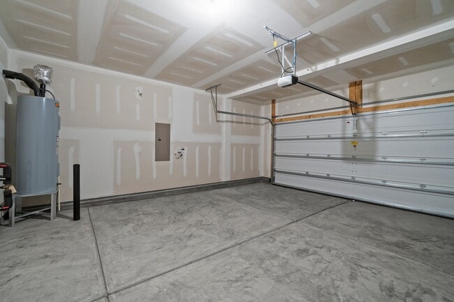 Building Photo - This Almost New Construction home, with 5 bedrooms & 4 baths