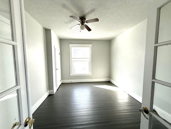 Building Photo - 414 Beech St