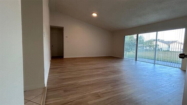 Building Photo - 12043 Rotuma St