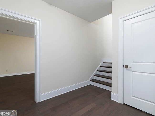 Building Photo - 3394 Bryerstone Cir SE