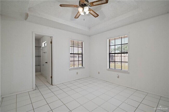 Building Photo - 13 N 28th St